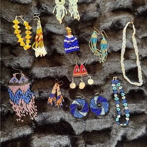 7 Handcrafted Beaded Earrings, Choker Necklace & Bracelets Multicolor 11 Items
